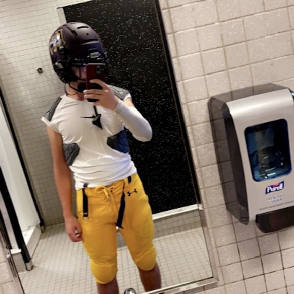 Meet your Posher, Thomas - Picture 1 of 1